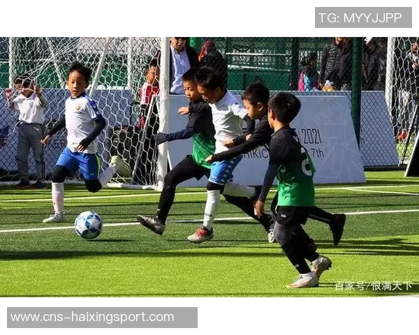 足球比赛中参与人数的详细解析与统计信息分享 足球比赛中参与人数的详细解析与统计信息分享